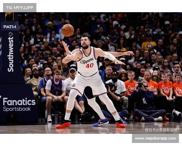 NBA 梦碎！6 张照片揭露普通人与球星的鸿沟